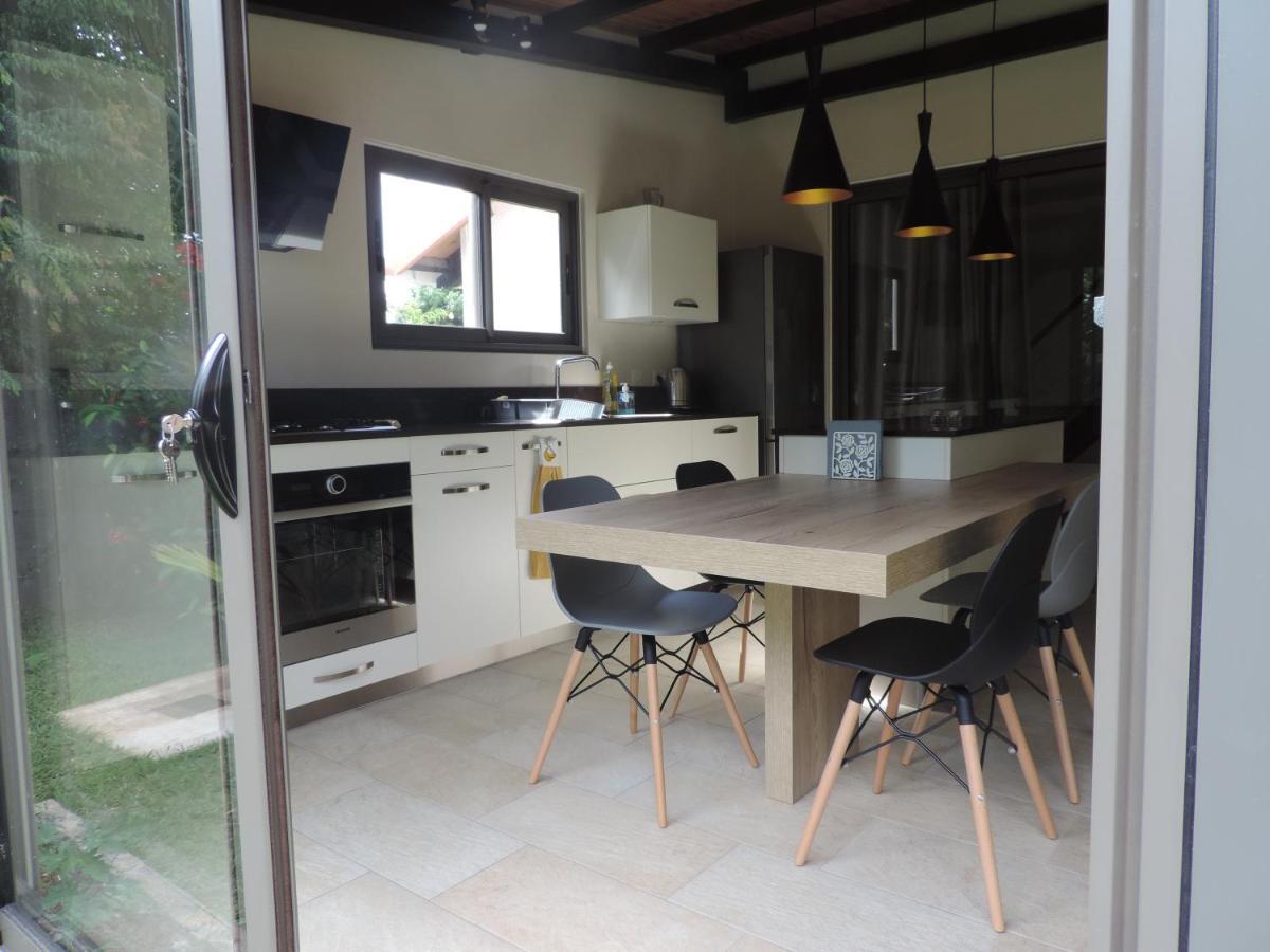 Luxury Cosy Guesthouse Pamplemousses Bagian luar foto